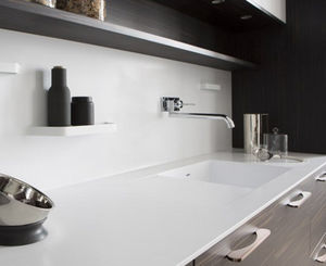рабочая поверхность из Corian®