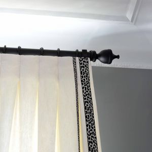 карниз для штор из дерева
