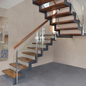 лестница с поворотом на 180°