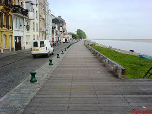 противопарковочный боллард