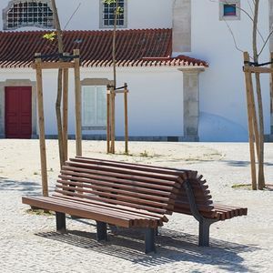 общественная скамейка уникальный дизайн