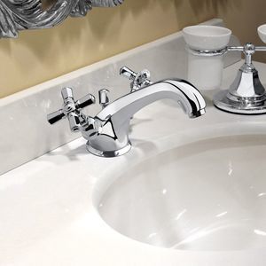 двухрычажный смеситель для раковины