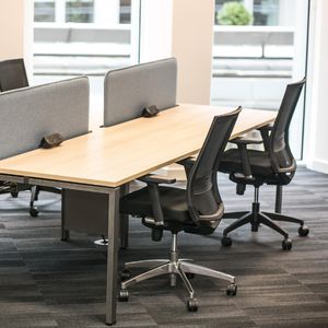 стул для работы из сетки