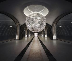 современная люстра