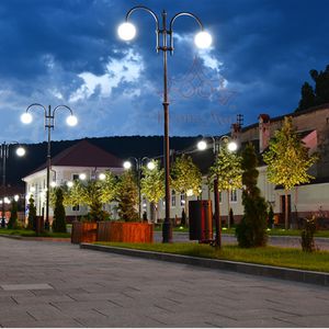 городской фонарный столб