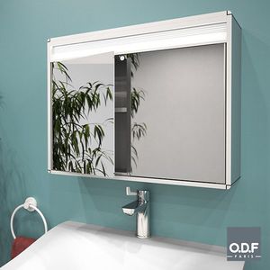 шкаф для ванной комнаты с зеркалом со встроенным освещением