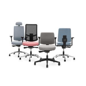стул для работы из пластика
