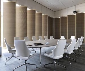 стол для конференций из алюминия 1