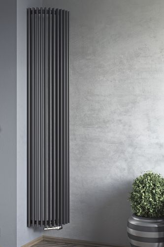 Радиатор на горячей воде - CORUS CORNER - EUCOTHERM - 0...500 w / современный / из металла