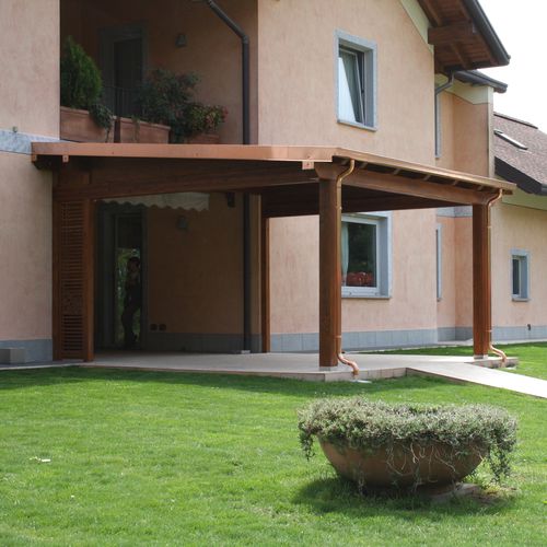Пергола пристроенная к зданию - PORTICO - Proverbio Outdoor Design - из дерева