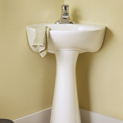 Раковина на ножке - CORNICE - AMERICAN STANDARDS - из керамики / угловая / современная