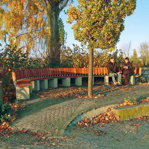 Классическая общественная скамейка - Kyllburg - Gem. Westeifel Werke GmbH - из гальванизированной стали / из лиственных пород дерева / со спинкой