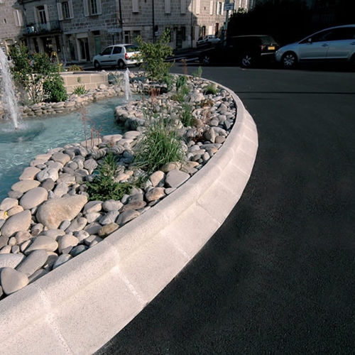 Обрамление колесоотбойный брус - CITYPROTECT® - QUARTZO DESIGN - из восстановленного камня / изогнутое