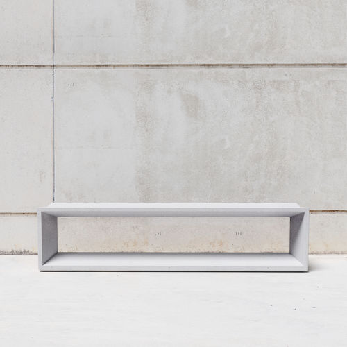 Современная общественная скамейка - FLAT : 420 - SIT Urban Design - из бетона / герметичная / из долговечных материалов