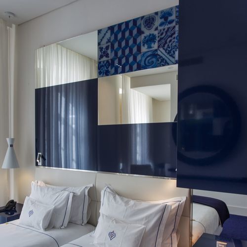 Декоративная стеклянная панель - HOTEL PORTUGAL - BISELARTE - слоистая / декорированная / цифровая печать