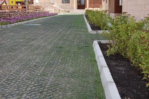 Решетчатый настил из полиэтилена высокой плотности - GARDEN GRID MODÌ - Claudioforesi