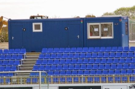 Контейнерная конструкция для хранения - KRISTIANSUND - Containex - для общественного пользования / для стадиона / из гальванизированной стали