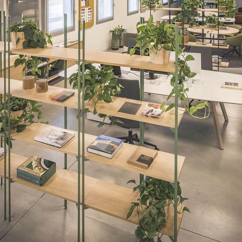 Угловой книжный шкаф - ETHRIO - True Design srl - современный / для профессионального использования / из МДФ