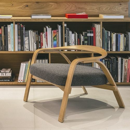 Современное кресло - GRILLO - True Design srl - из ткани / из дерева / из дуба