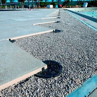 Контактный штифт для технического пола из полипропилена - IMPERTEK Srl - из ПВХ / самовыравнивающийся / для наружного применения