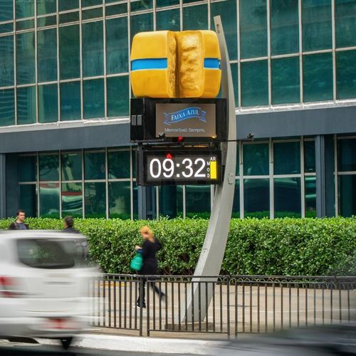 Стелла сигнальное обозначение - JCDecaux - Mobilier Urbain - LED / цифровая / с подсветкой