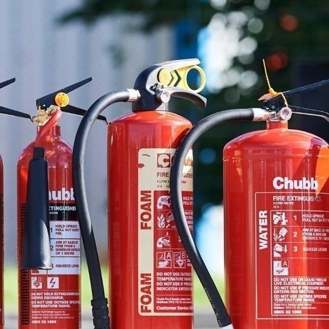 Стойка для огнетушителя из нержавеющей стали - Chubb - красная / настенная