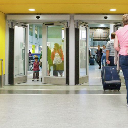 Дверь вращающаяся - ASSA ABLOY - для интерьера / из металла / створчатая