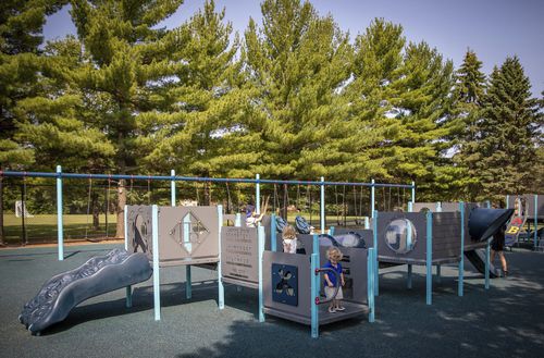Игровая конструкция для игровой площадки - Northfield Promise  Playground - Design 6859 - LANDSCAPE STRUCTURES - из нержавеющей стали / из стали, покрытой порошком / из полиэтилена