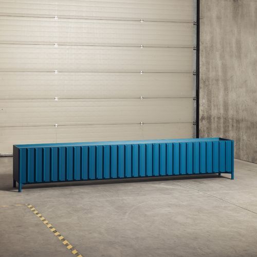 Современный буфет - Container - miniforms - из лакированной древесины / со складной дверью / 4 ножки