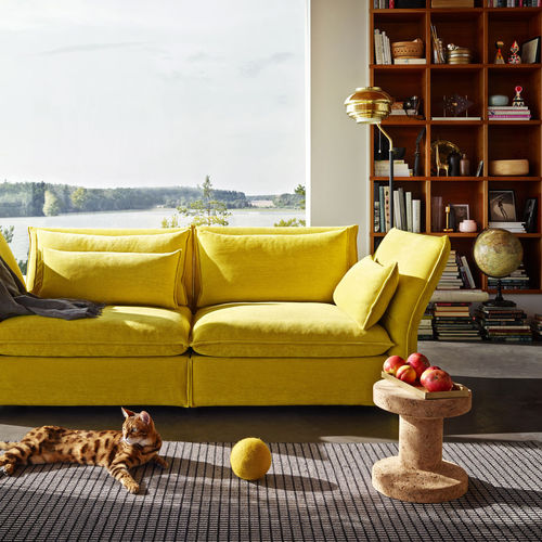 Современный вспомогательный столик - FAMILY - vitra USA - из пробкового дерева / с пробковым основанием / круглый