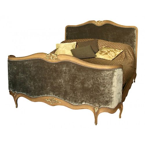 Кровать размер king size - ADÈLE : RÉF. 11080 | RÉF. 11081 - OVATION Paris - размер queen size / стилизованная / обитая