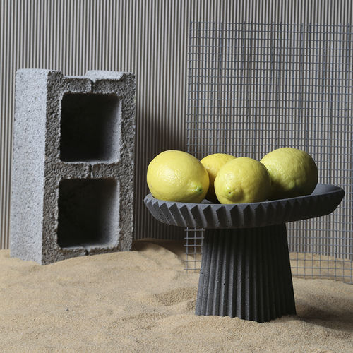 Украшение для центра стола из бетона - SIMAN CAKE STAND - Urbi et Orbi