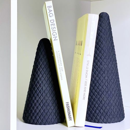 Держатель для книг из керамики - SOFT OBJECTS_mosaic 2_0182 - neo - из ткани