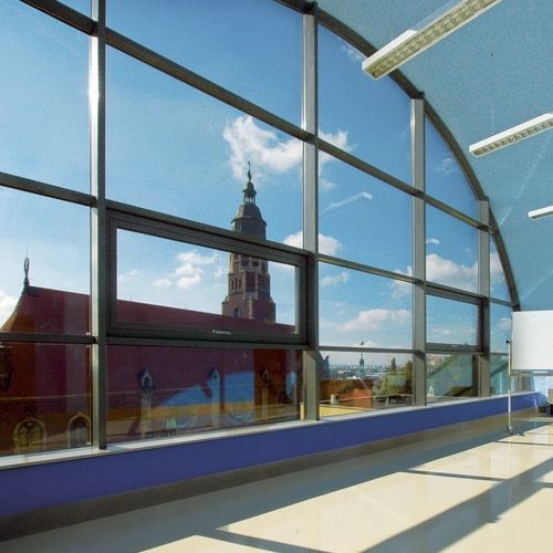 Тонкостенная перегородка самонесущий каркас - JANSEN VISS TV - WISNIOWSKI - из стекла / из алюминия / из стали