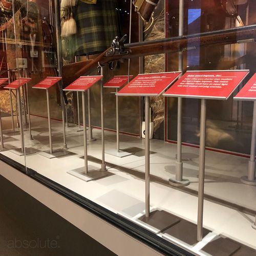 Информационное табло для интерьера - Pinnacle  - Absolute Museum & Gallery Products Ltd - из алюминия / из анодированного алюминия / из акрила