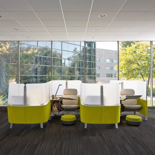 Рабочий стол POD со встроенным освещением - BRODY - Steelcase - регулируемая / модульная / со встроенным сепаратором