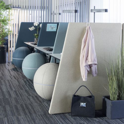 Напольная отделительная перегородка для офиса - A30 PEAK DESIGN BOOTH - Götessons - из ткани / звуконепроницаемая