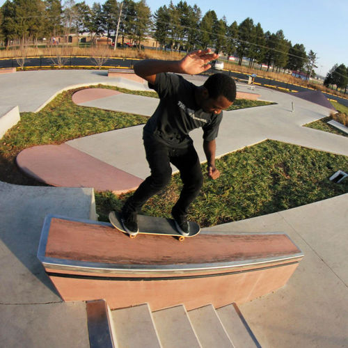 Скейтпарк из бетона - PRAIRIE SIDE SKATE PLAZA - Spohn Ranch Skateparks