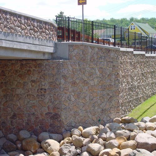 Подпорная стена из бетона - HERKIMER COUNTY - The Fort Miller Co. - модульная / сборная / для строительства моста