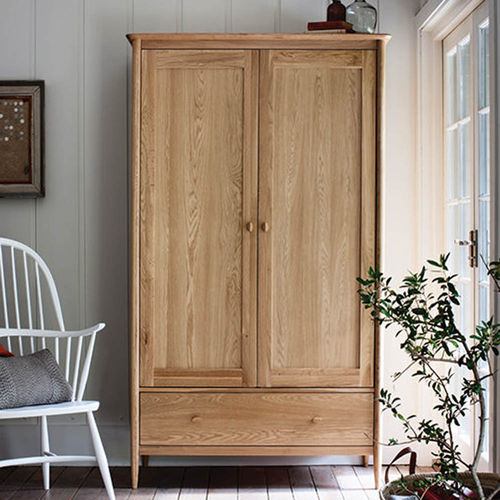 Классический шкаф для одежды - TERAMO - ercol - из дуба / с распашными дверями