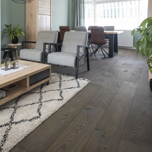 Паркет из паркетной доски - D.06 - Dennebos Flooring - из дуба / «венгерская елка» / промасленный