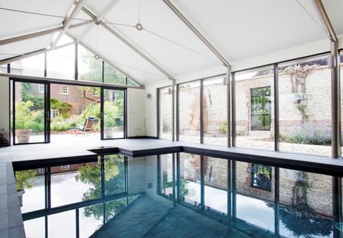 Бассейн на заказ - OXFORDSHIRE - GUNCAST SWIMMING POOLS - для интерьера / заглубленный / из бетона