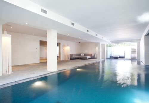 Бассейн для интерьера - WIMBLEDON - GUNCAST SWIMMING POOLS - заглубленный / из камня