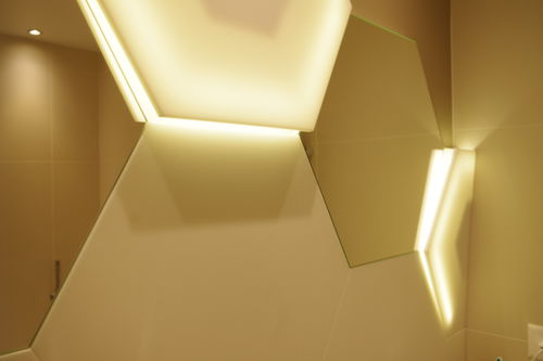 Современный настенный светильник - V-korr Creative Surface - из Solid Surface / шестиугольный / для ванной комнаты
