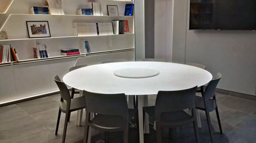 Современный стол для конференций - 2 - V-korr Creative Surface - из Solid Surface / круглый / для профессионального использования