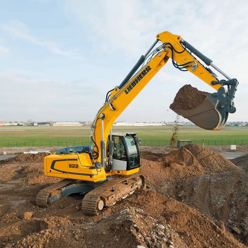 Промежуточный экскаватор - R 922 LITRONIC - Liebherr  - гусеничный / для демонтажных работ / для строительства