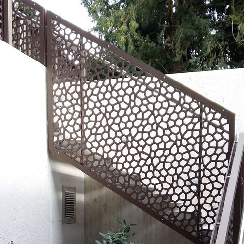 Ограждение из ламината высокого давления - CELLON - PRIVATE VILLA SWITZERLAND - Bruag Design Factory AG - с панелями / для наружного применения / для лестниц