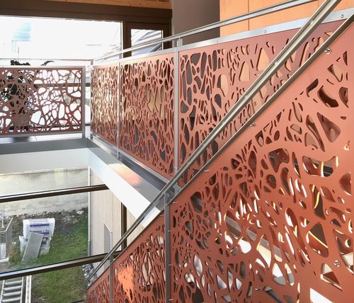 Балкон с панелями - CELLON - MFH POSTSTRASSE - Bruag Design Factory AG - из ламината высокого давления