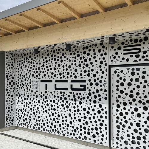 Покрытие для реконструкции для фасада - TC GELTERKINDEN - Bruag Design Factory AG