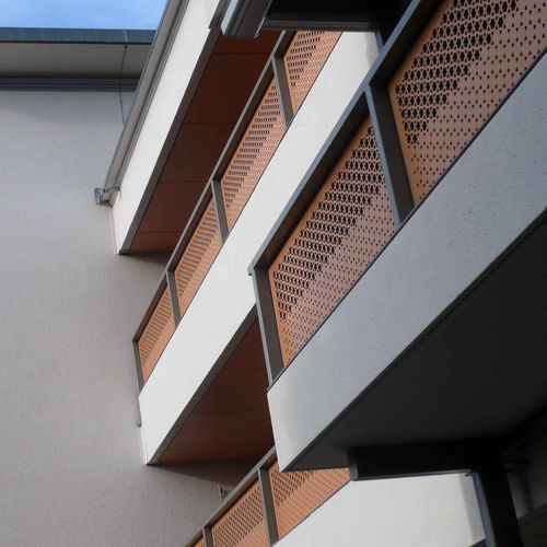 Ограждение из древесного волокна - FORMBOARD TOP PINE - BANK LINTH STÄFA - Bruag Design Factory AG - с панелями / для наружного применения / для балкона